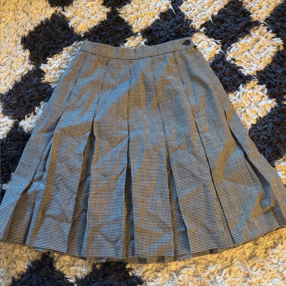Saks Fifth Avenue Black and White A-Line Skirt